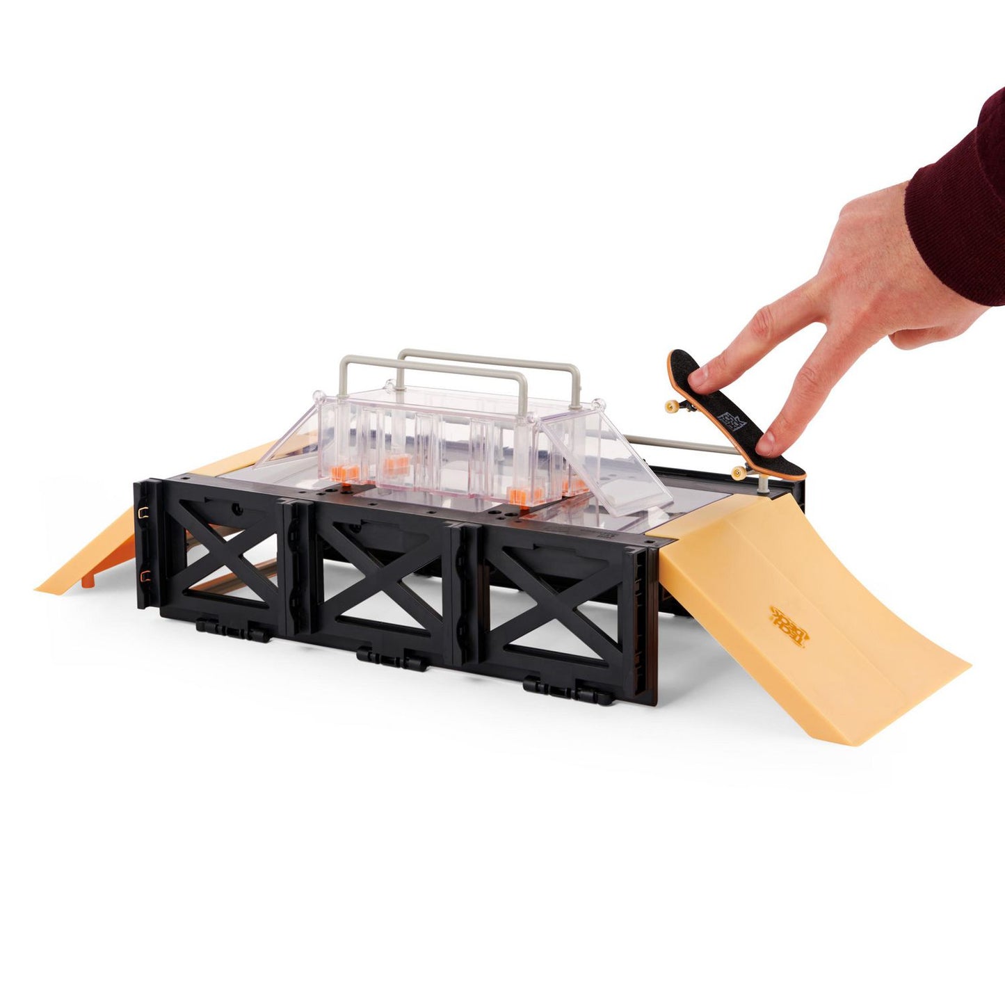 TECH DECK RAMP & DISPLAY