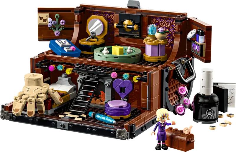 LEGO WEDNESDAY THING'S APARTMENT