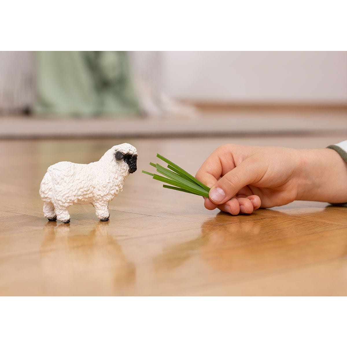 SCHLEICH VALAIS BLACKNOSE SHEEP